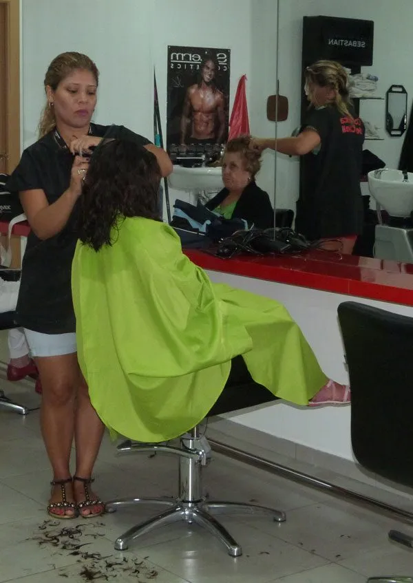 Corte de pelo media melena