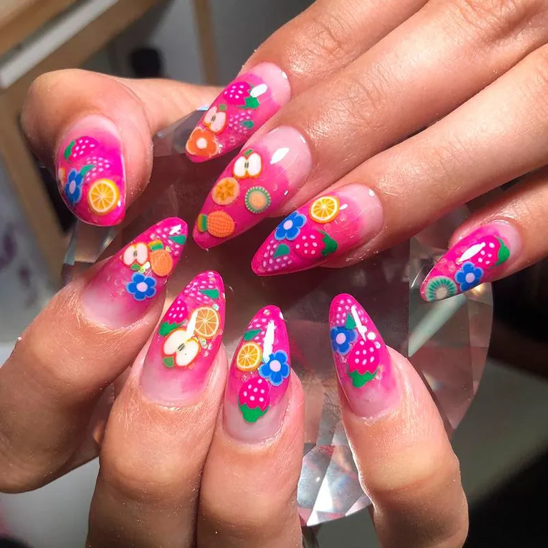 curso de decoración de uñas en Reus 4